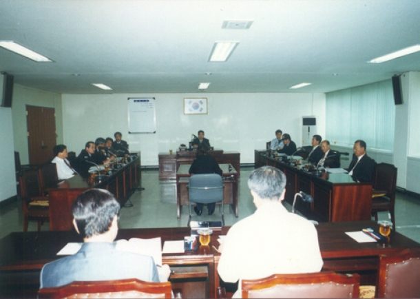 사회도시위원회 회의(2001.9.25)
