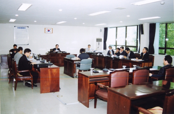 사회도시위원회 회의 (2004.7.12)