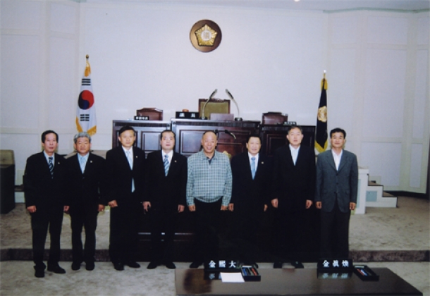 부산해운대구 의회 의장단 방문(2004.7.20)